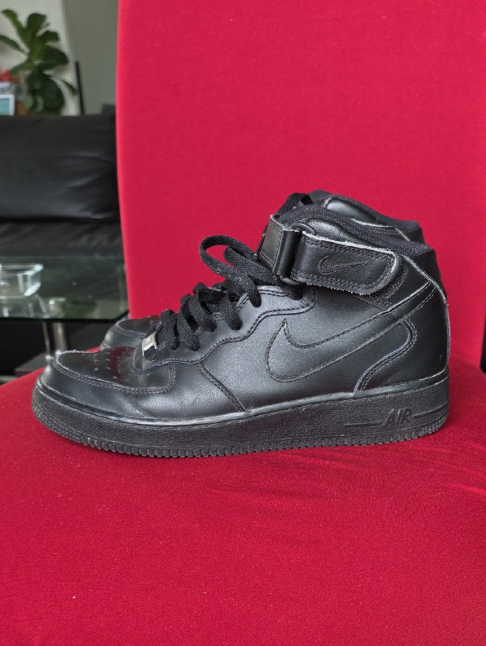 Nike Air Force 1 Mid Sneakers All Black Size 8